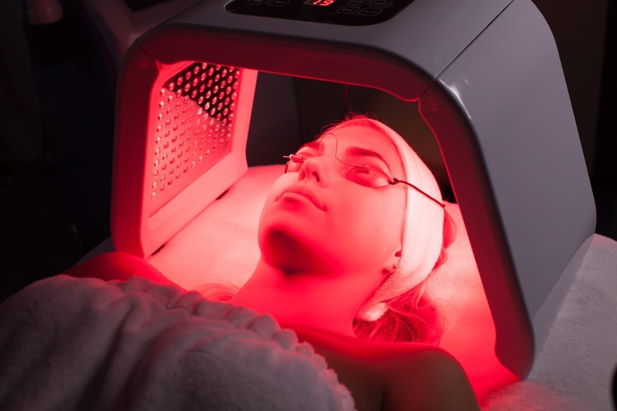 Avenith Red Light Therapy Machine – Comprehensive Skin Care